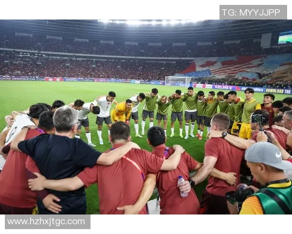 全球足球球星月薪揭秘：顶级球员收入差距与背后收入来源分析